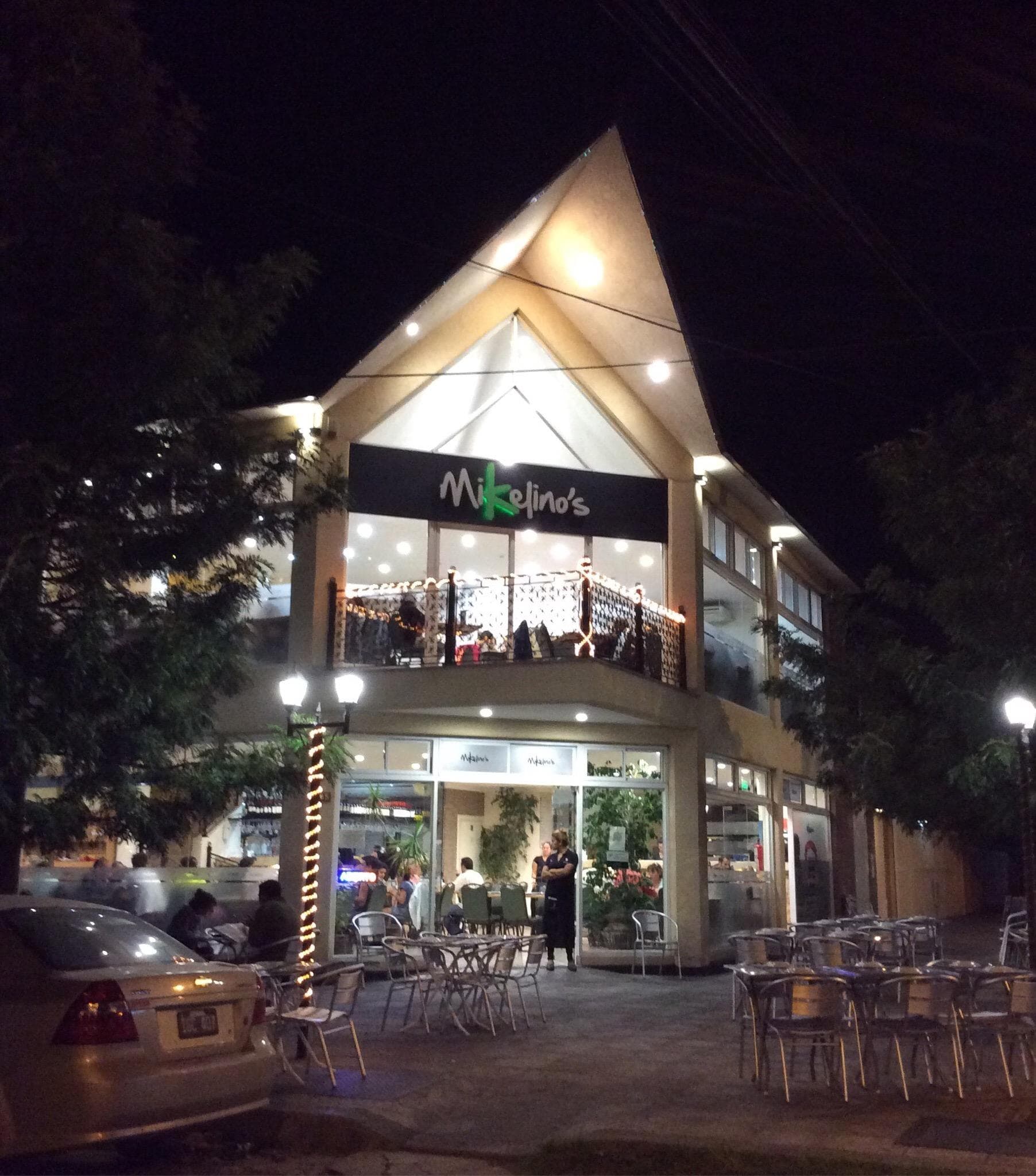 Mikelinos, restaurante en San Rafael