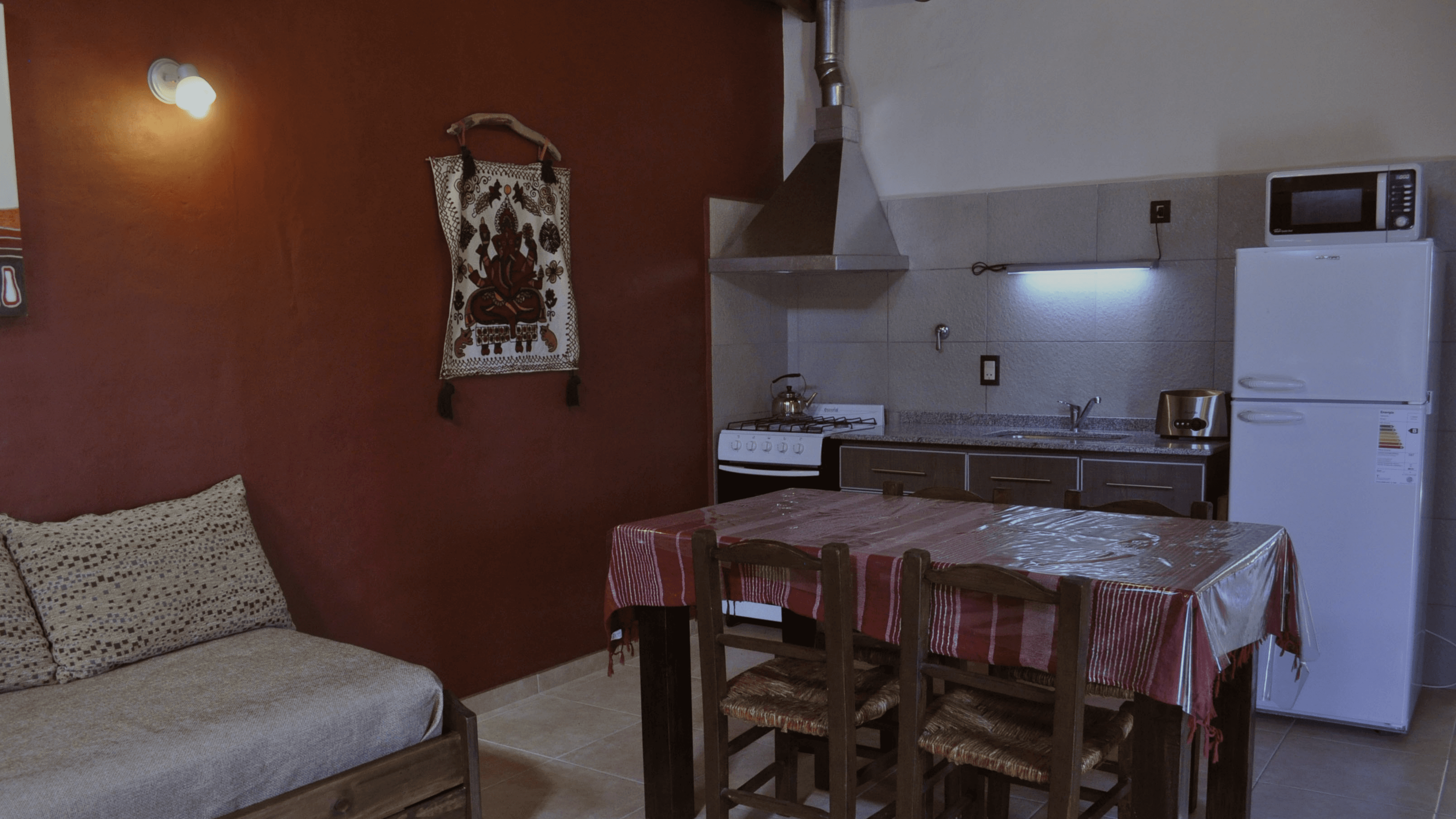 Cabaña 5 con salida al parque y parrilla — Finca Silvestre San Rafael Mendoza